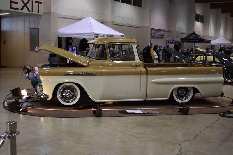 Illustration for article titled Salem Roadster Show Coverage